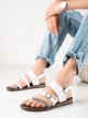 Moderní bílé  sandály dámské bez podpatku