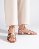 Praktické  sandály zlaté dámské bez podpatku