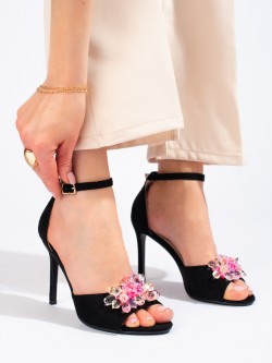 Komfortní dámské  sandály černé na jehlovém podpatku