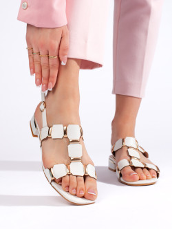 Trendy bílé  sandály dámské na plochém podpatku