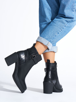 Luxusní černé  kotníčkové boty dámské na širokém podpatku