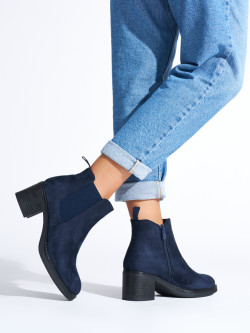 Praktické tmavě modré dámské  kotníčkové boty na širokém podpatku