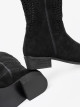 Trendy černé  kozačky dámské na širokém podpatku